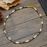 French high-contrast color round stone necklace, minimalist ethnic beaded clavicle chain, new versatile neck accessories - Image 3